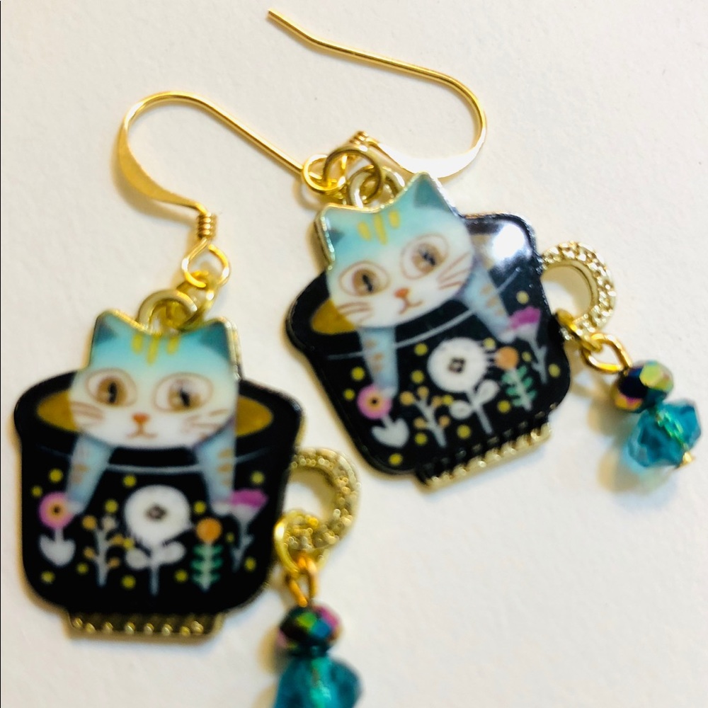 Teacup Kitty Earrings with Blue & Iridescent Beads